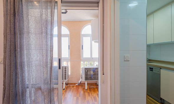 Resale - Apartment - ﻿Torrevieja (Alicante) - Torrevieja