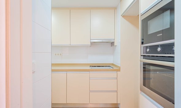 Resale - Apartment - ﻿Torrevieja (Alicante) - Torrevieja