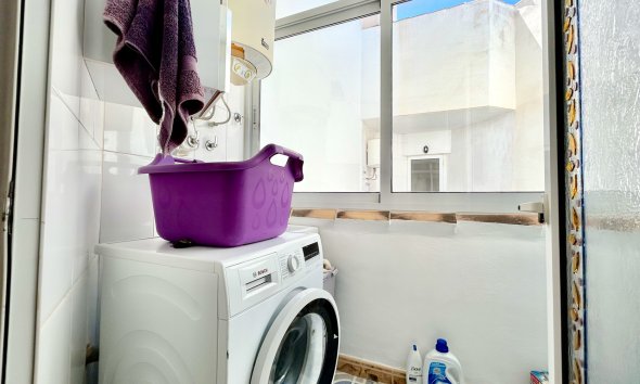 Resale - Apartment - Orihuela Costa - La Zenia