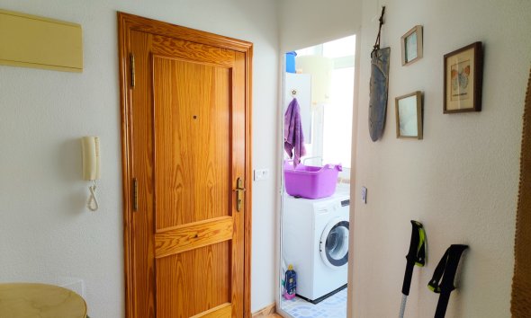 Resale - Apartment - Orihuela Costa - La Zenia