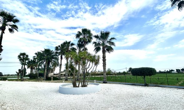 Resale - Villa / House - Catral