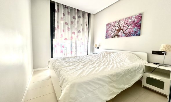 Resale - Apartment - Orihuela Costa - Villamartin