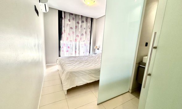 Resale - Apartment - Orihuela Costa - Villamartin