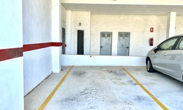 Resale - Apartment - Orihuela Costa - Villamartin
