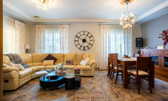 Resale - Villa - Elche - La Hoya