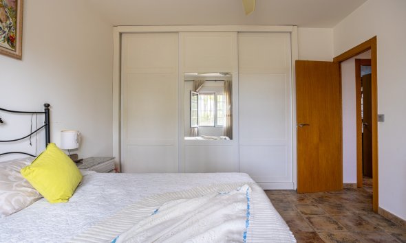 Resale - Villa - Elche - La Hoya