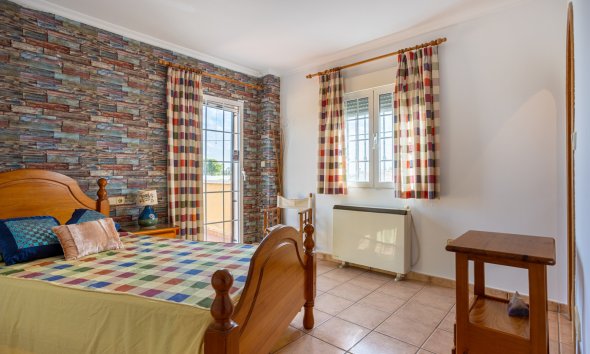 Resale - Villa - Elche - La Hoya