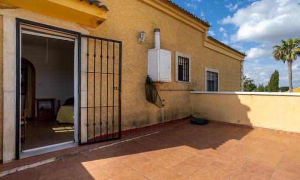 Resale - Villa - Elche - La Hoya