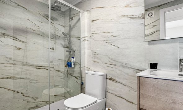 Resale - Apartment - Orihuela Costa - Punta Prima