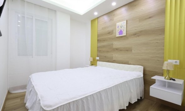 Resale - Apartment - Torrevieja - Centro
