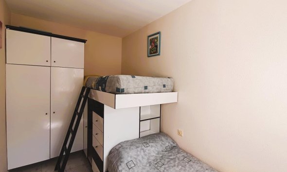 Resale - Bungalow - Torrevieja - La Siesta - El Salado - Torreta