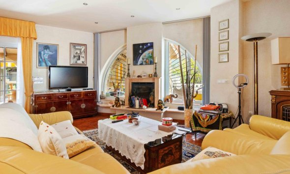 Resale - Villa - Orihuela Costa - MUY CERCA DE LA PLAYA