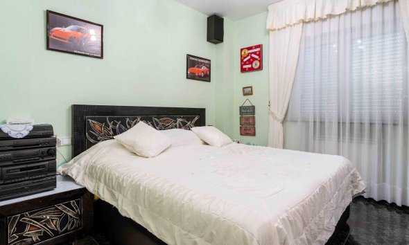 Resale - Villa - Orihuela Costa - MUY CERCA DE LA PLAYA