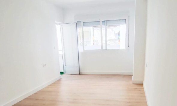 Rynek Wtórny - Apartament - Torrevieja - Centro