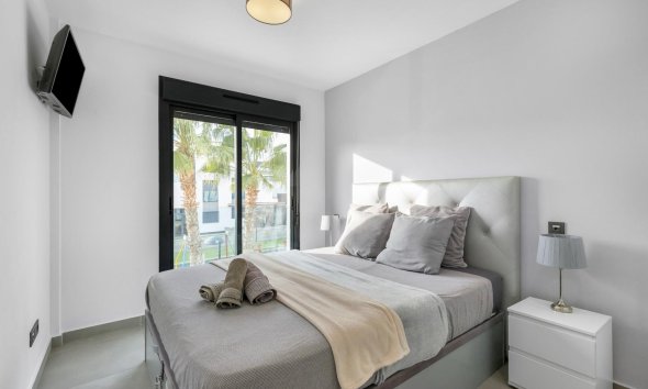 Resale - Bungalow - Torrevieja - Los Balcones