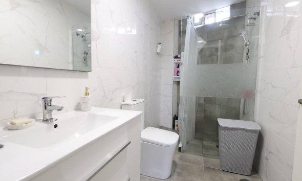 Resale - Apartment - Torrevieja - Habaneras