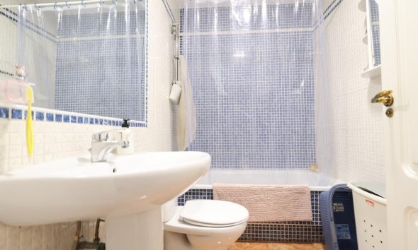 Resale - Apartment - Torrevieja - Habaneras