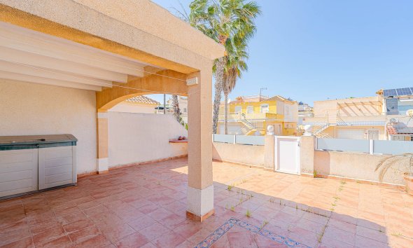 Resale - Terraced house / Townhouse - Torrevieja - Los Altos