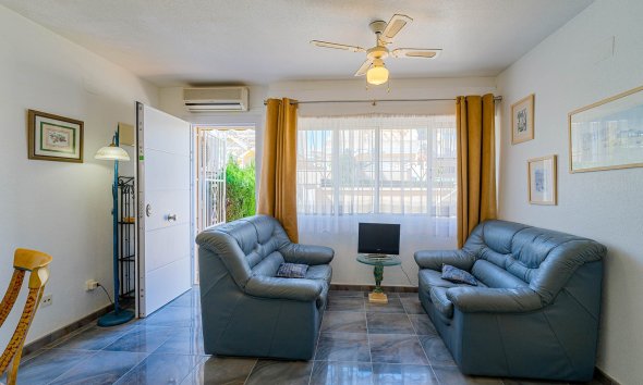 Resale - Terraced house / Townhouse - Torrevieja - Los Altos