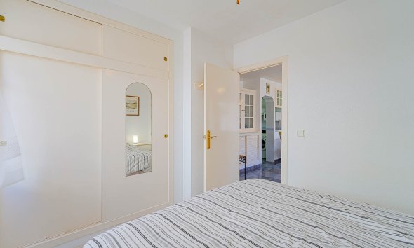 Resale - Terraced house / Townhouse - Torrevieja - Los Altos