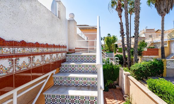 Resale - Terraced house / Townhouse - Torrevieja - Los Altos