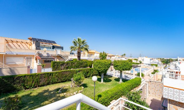 Resale - Terraced house / Townhouse - Torrevieja - Los Altos