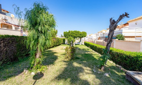 Resale - Terraced house / Townhouse - Torrevieja - Los Altos