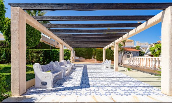 Resale - Terraced house / Townhouse - Torrevieja - Los Altos
