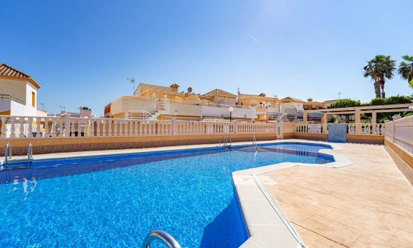 Resale - Terraced house / Townhouse - Torrevieja - Los Altos