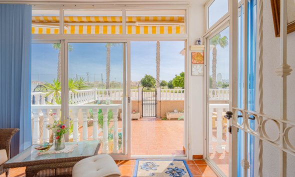 Resale - Terraced house / Townhouse - Torrevieja - Punta Prima