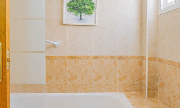 Resale - Terraced house / Townhouse - Torrevieja - Punta Prima