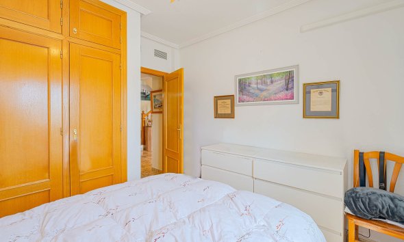 Resale - Terraced house / Townhouse - Torrevieja - Punta Prima
