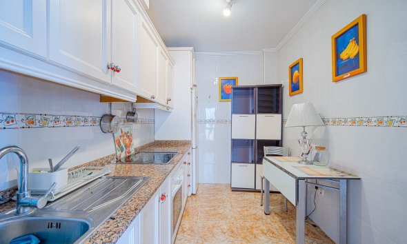 Resale - Terraced house / Townhouse - Torrevieja - Punta Prima