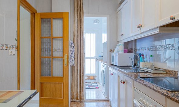 Resale - Terraced house / Townhouse - Torrevieja - Punta Prima