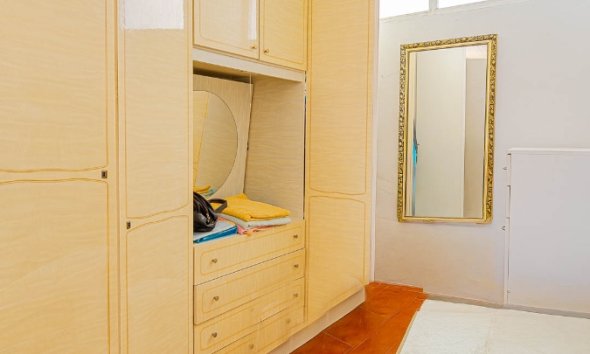 Resale - Terraced house / Townhouse - Torrevieja - Punta Prima