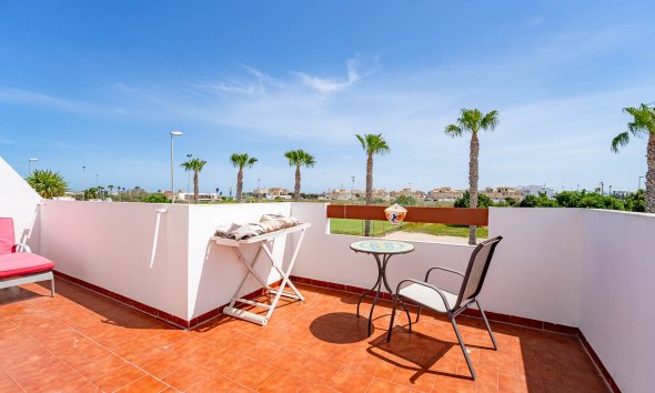 Resale - Terraced house / Townhouse - Torrevieja - Punta Prima