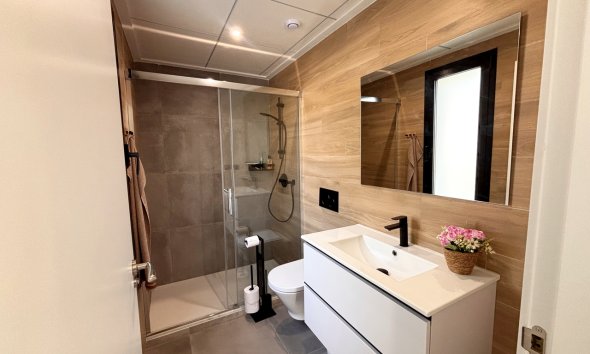 Resale - Villa - Orihuela Costa - Villamartín