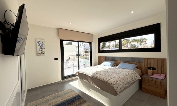 Resale - Villa - Orihuela Costa - Villamartín