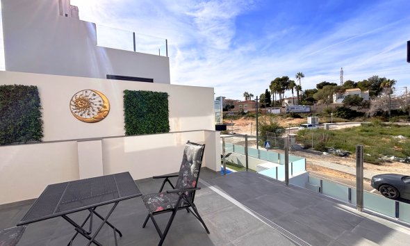 Resale - Villa - Orihuela Costa - Villamartín