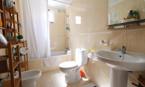 Resale - Apartment - Torrevieja - La Mata