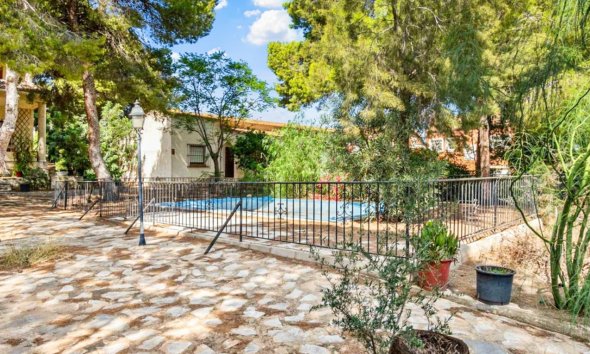 Resale - Villa - Torrevieja - Los Balcones