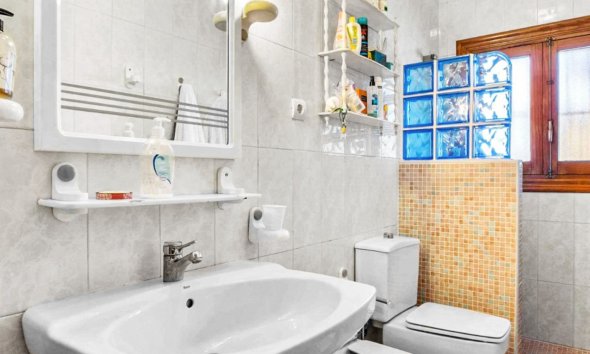Resale - Villa - Torrevieja - Los Balcones