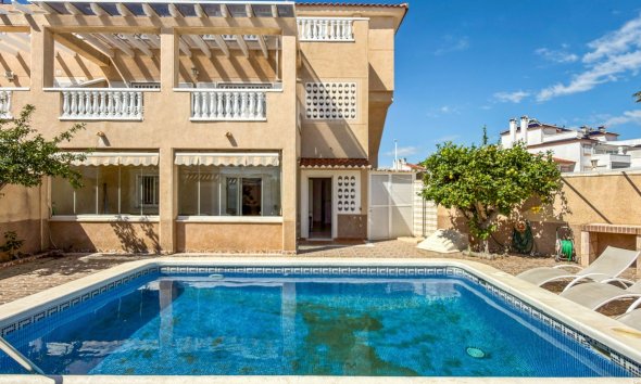Resale - Apartment - Orihuela Costa - Playa Flamenca