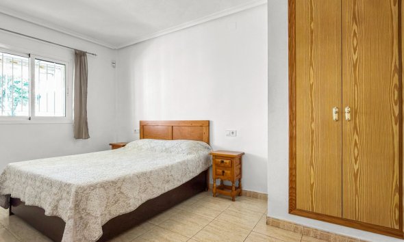 Resale - Apartment - Orihuela Costa - Playa Flamenca