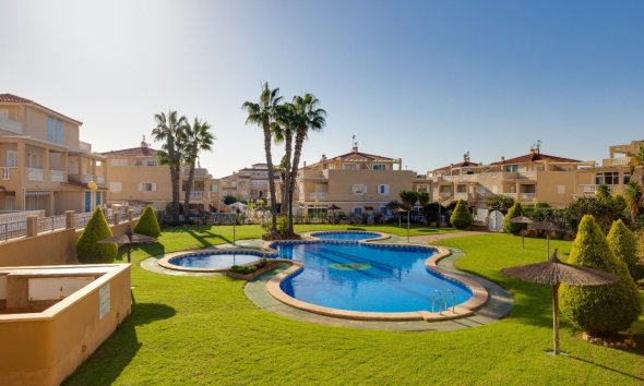 Resale - Apartment - Orihuela Costa - Playa Flamenca