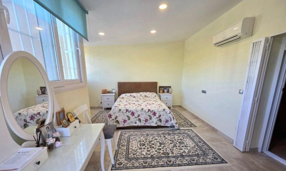 Resale - Villa - Dehesa de campoamor - Campoamor