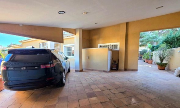 Resale - Villa - Dehesa de campoamor - Campoamor