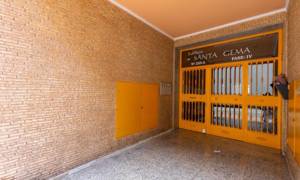 Resale - Apartment - Torrevieja - Estacion de autobuses