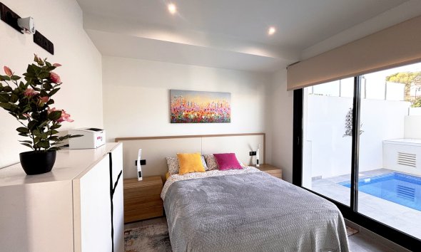 Resale - Villa - Orihuela Costa - Villamartín