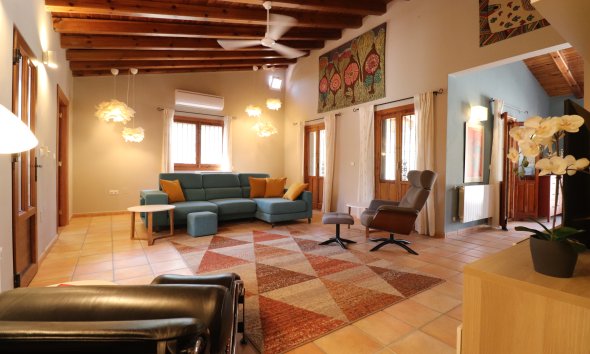 Resale - Farm Estate / Country Property - Catral - Catral - Country